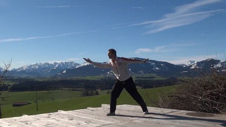 Schulterübung aus dem Qi Gong